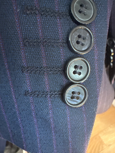 Costume  SARTORIA
ITALIENS
MASSESIMILISNO SORVINO