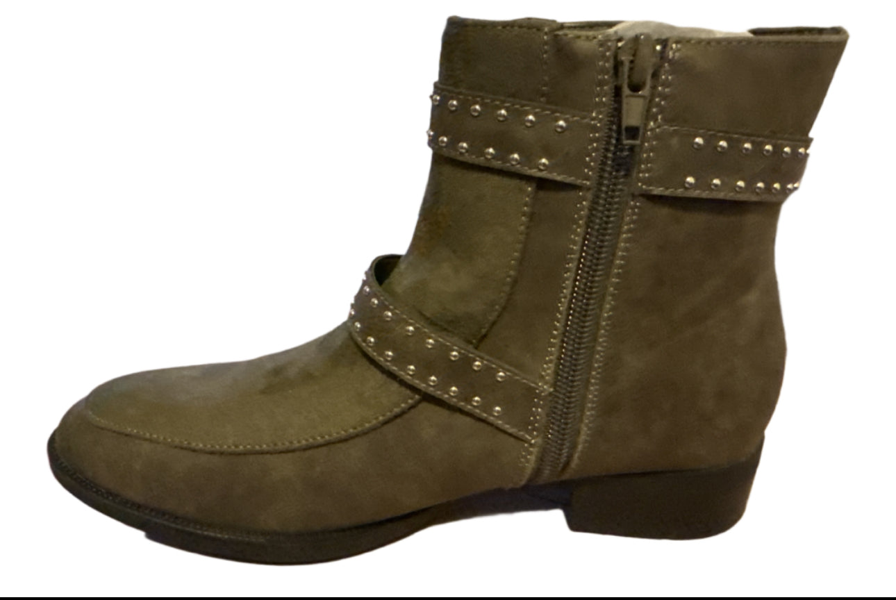 Bottes  Vanessa Wu