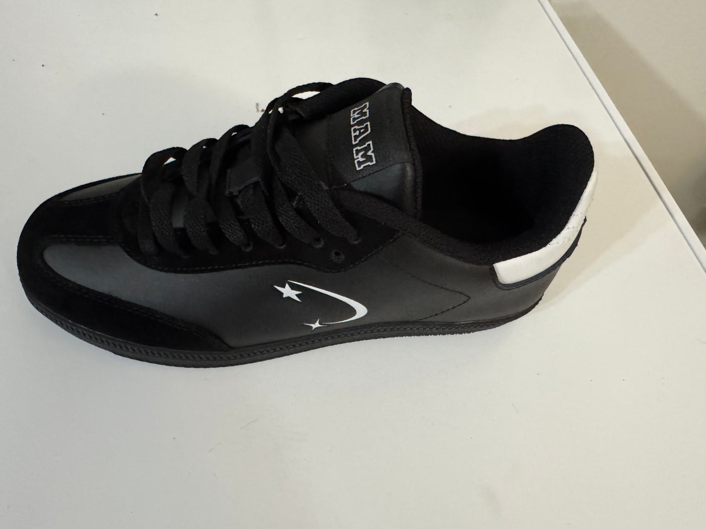 Baskets MAM cuir de vache